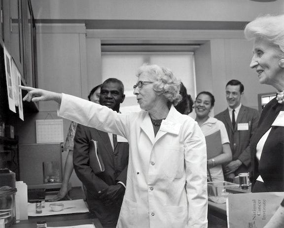 National Cancer Institute stock photo, unsplash